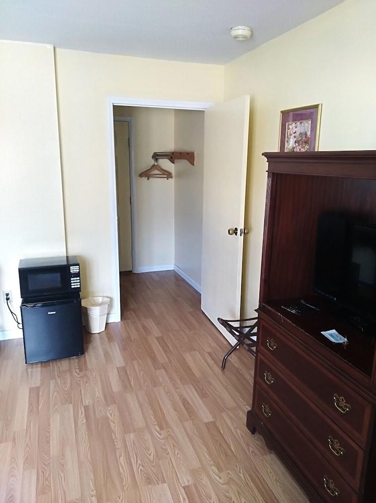 Econo Lodge Hornell Экстерьер фото
