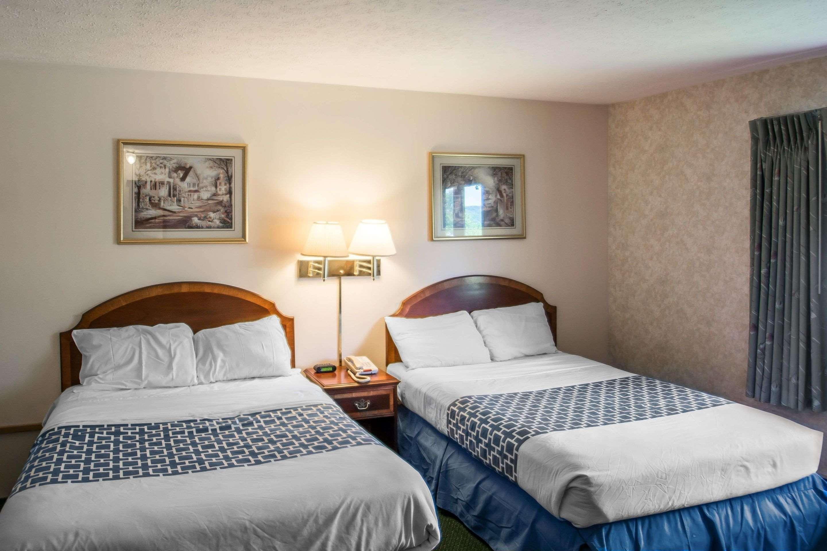 Econo Lodge Hornell Экстерьер фото