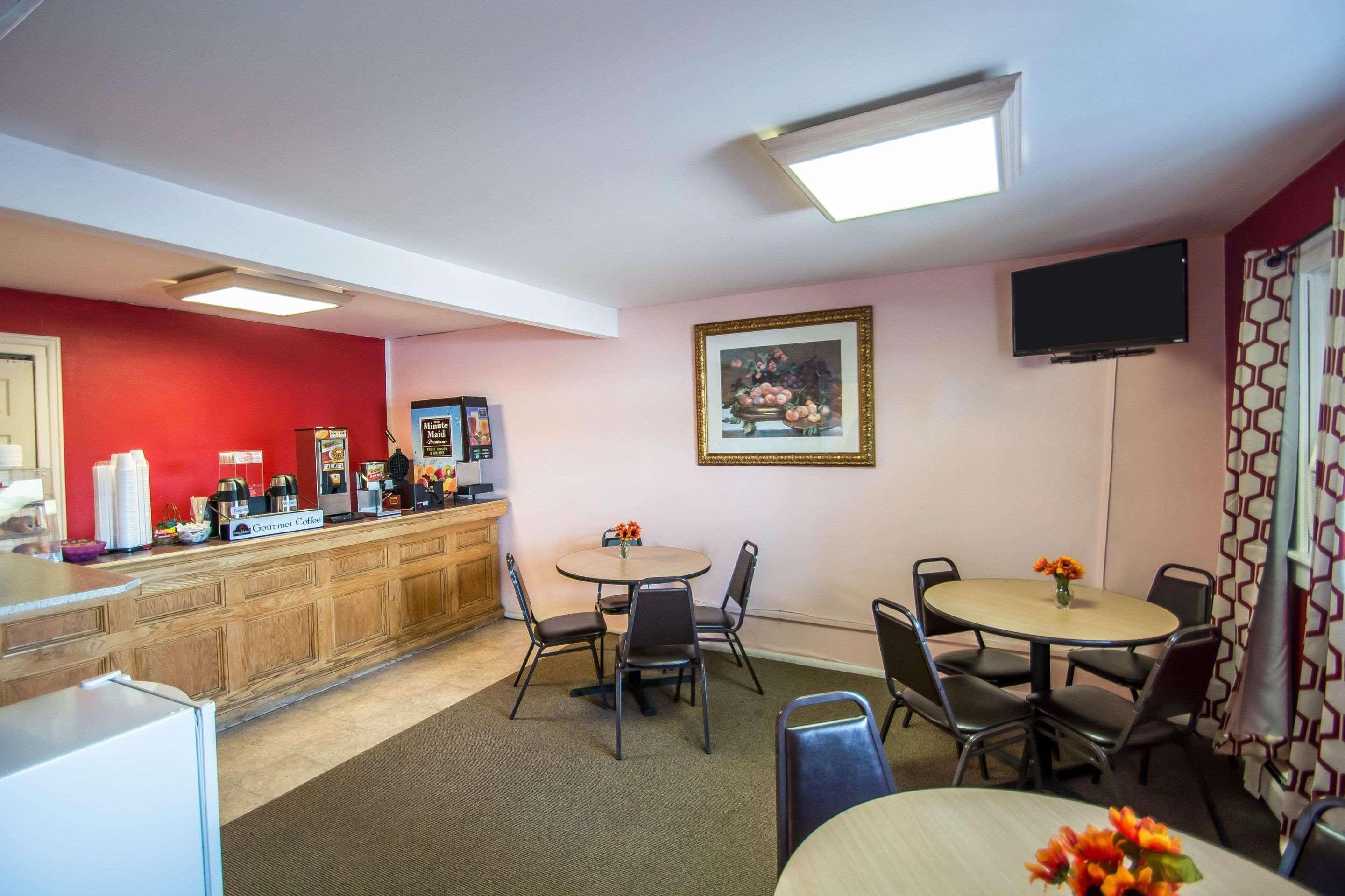 Econo Lodge Hornell Экстерьер фото